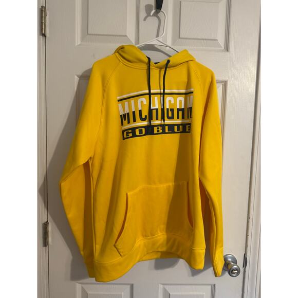 Colosseum University of Michigan Yellow Dry Fit Athletic Hoodie Sz: Medium - Picture 1 of 3